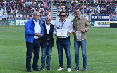 ANSMES PREMIA LA TORRES